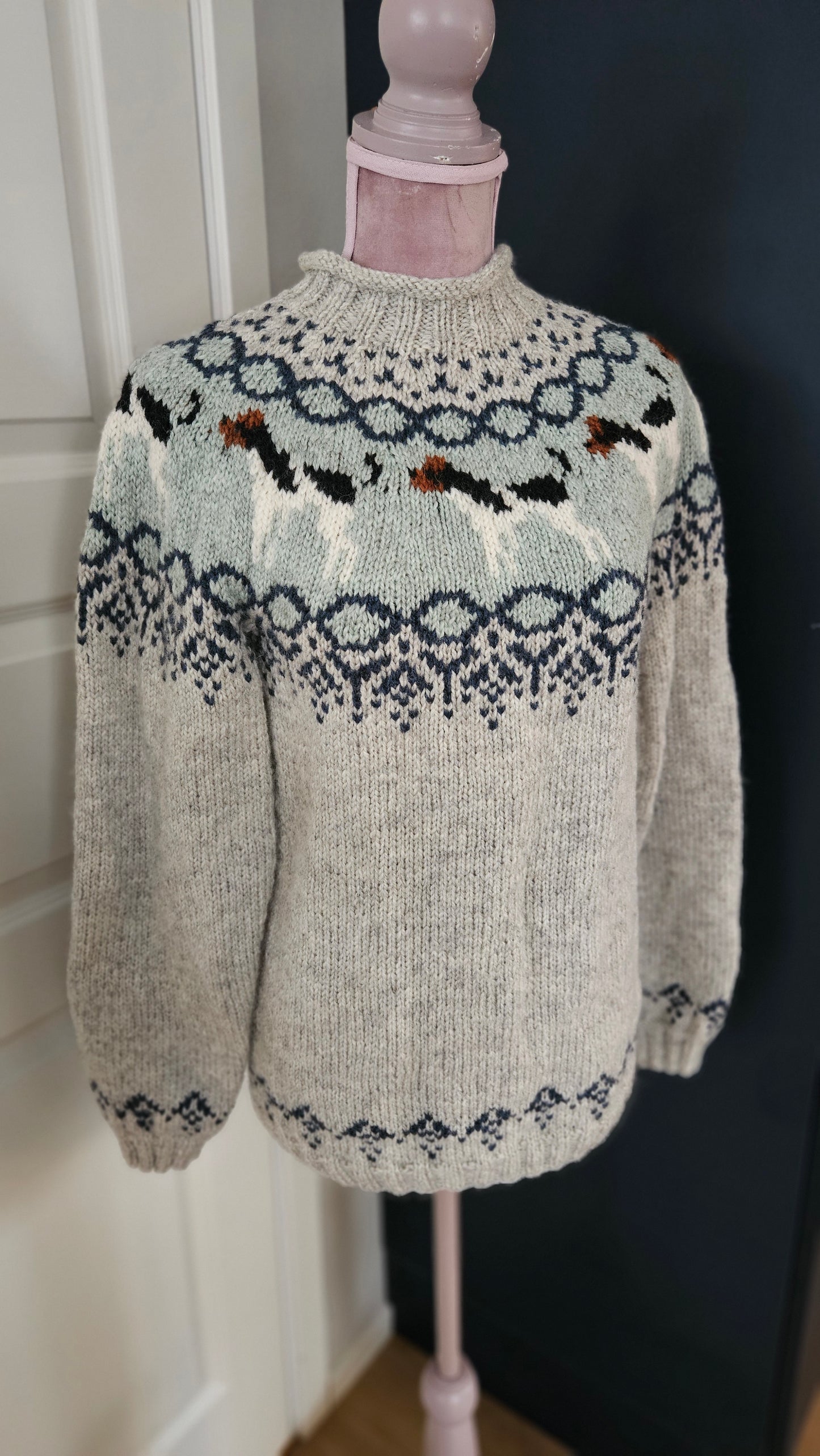Gårdshundgenseren - Farm dog sweater