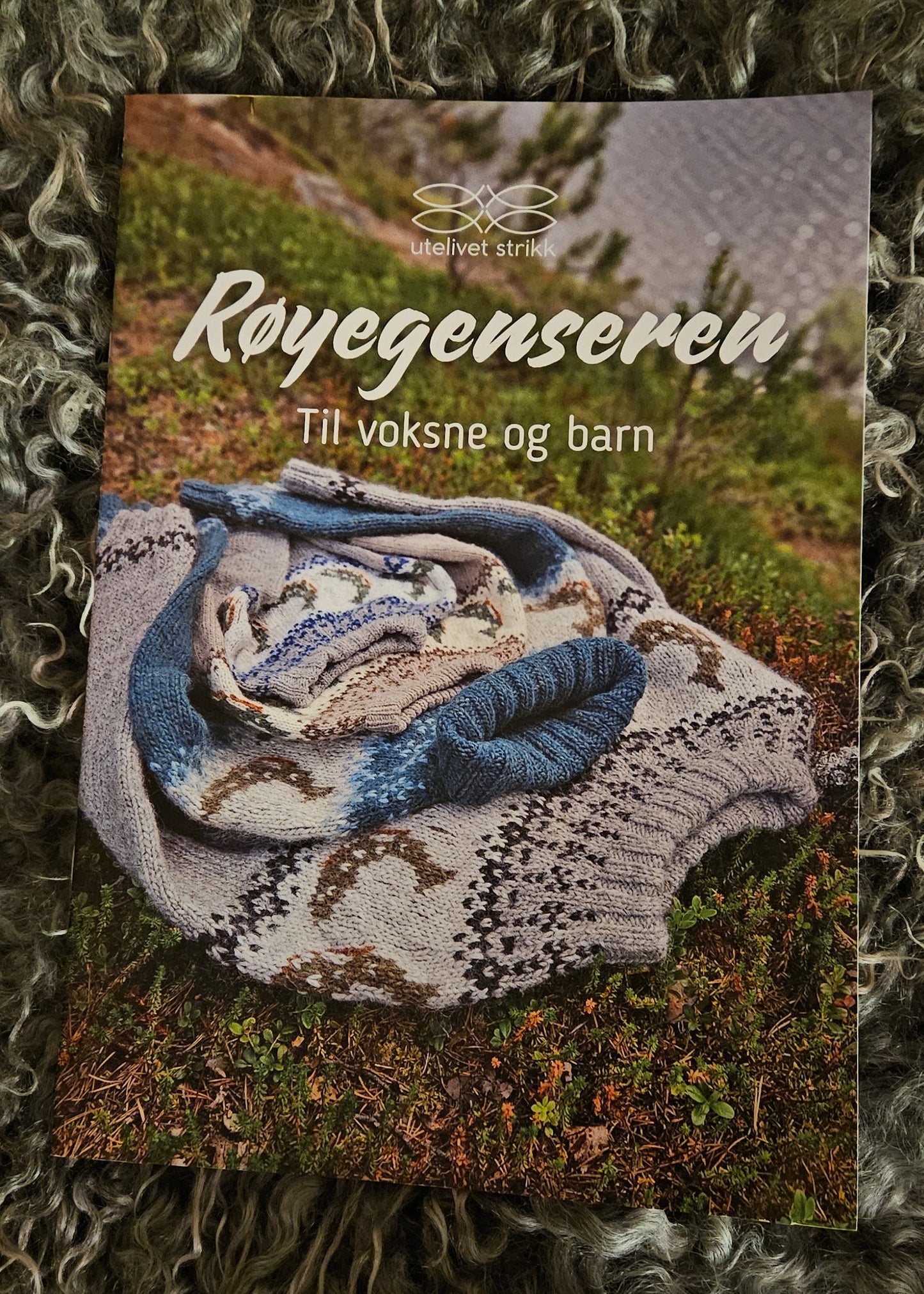 Røyegensere strikkehefte