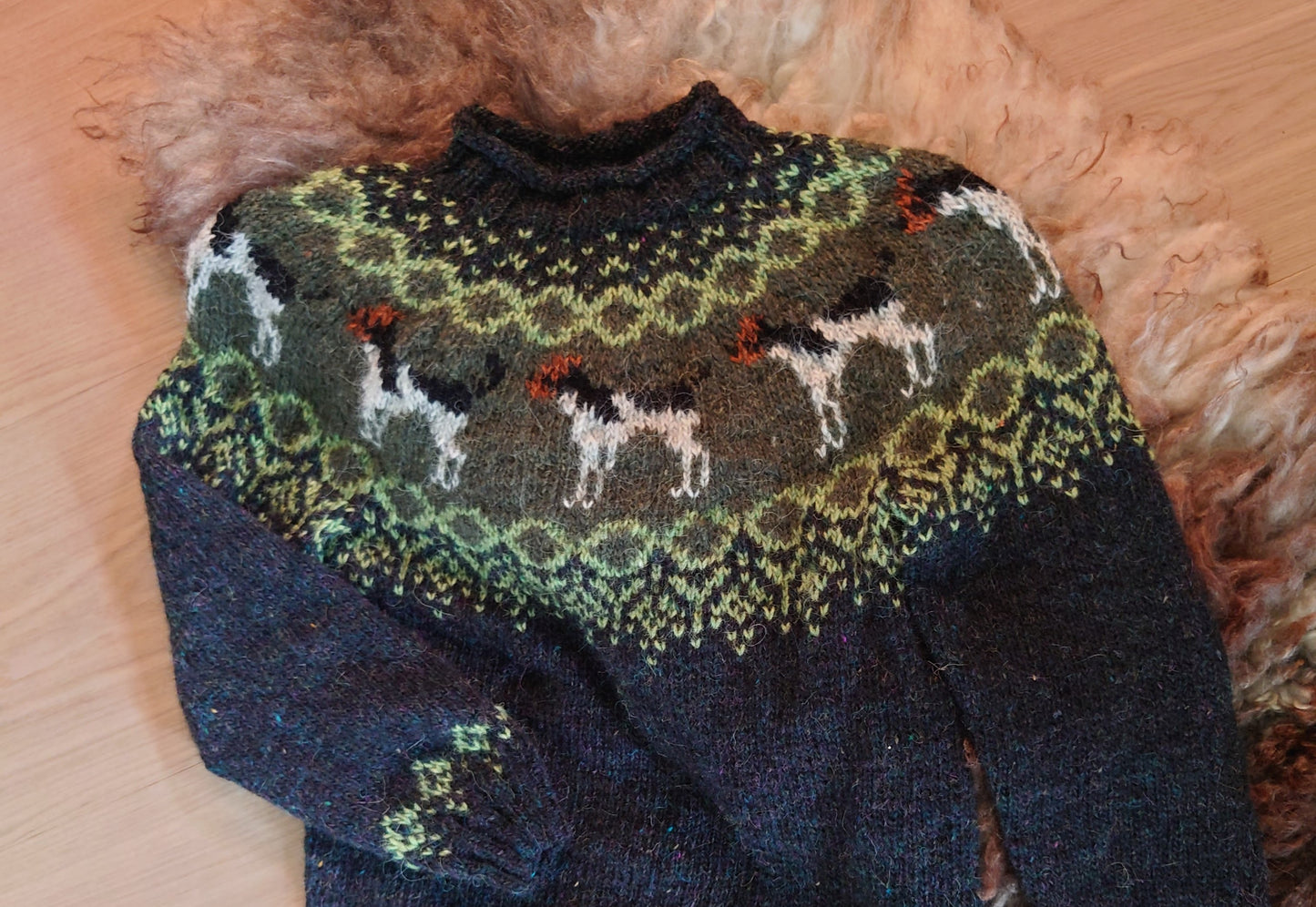 Gårdshundgenseren - Farm dog sweater